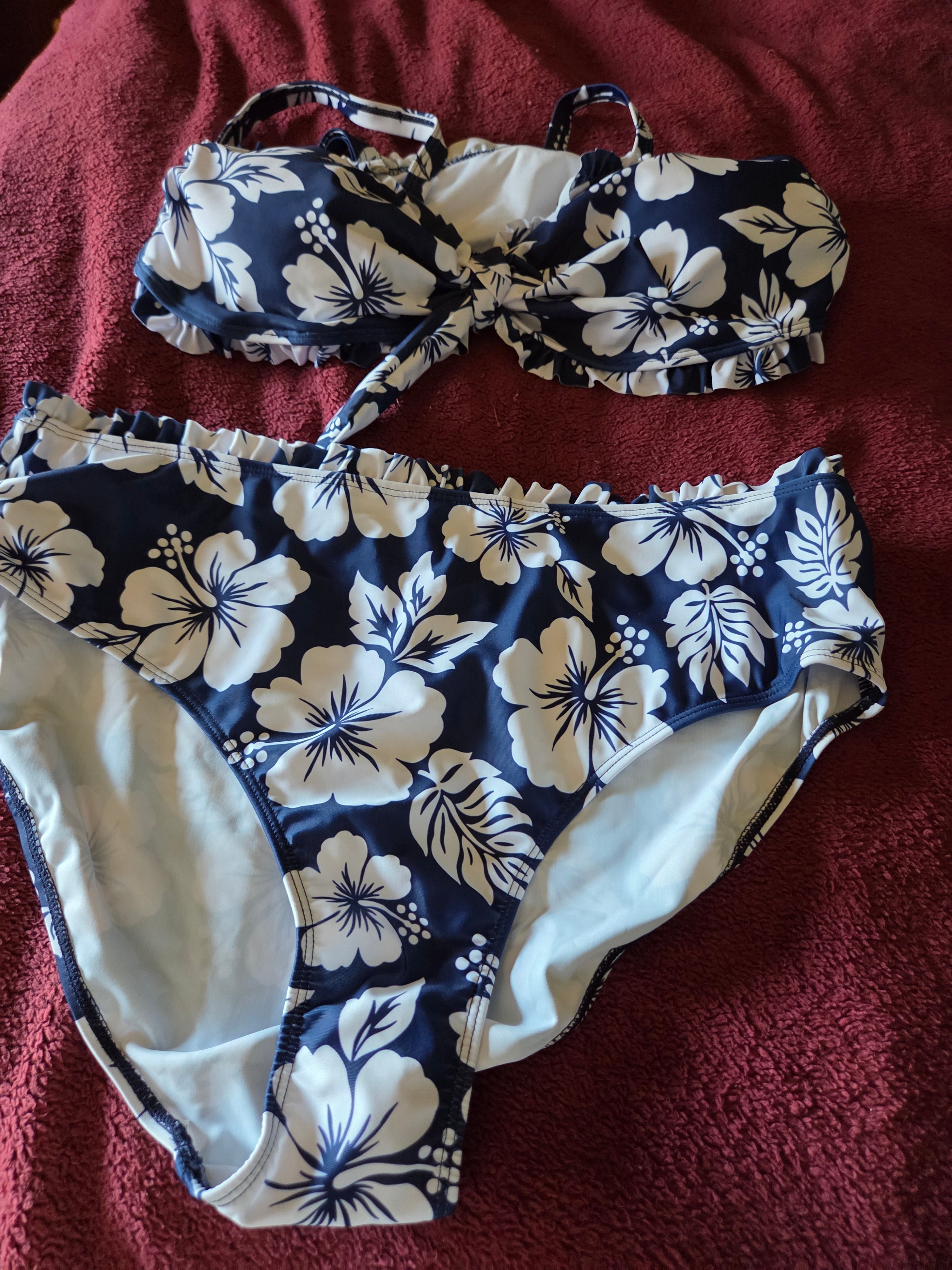 Womens 2 Piece bathing suit