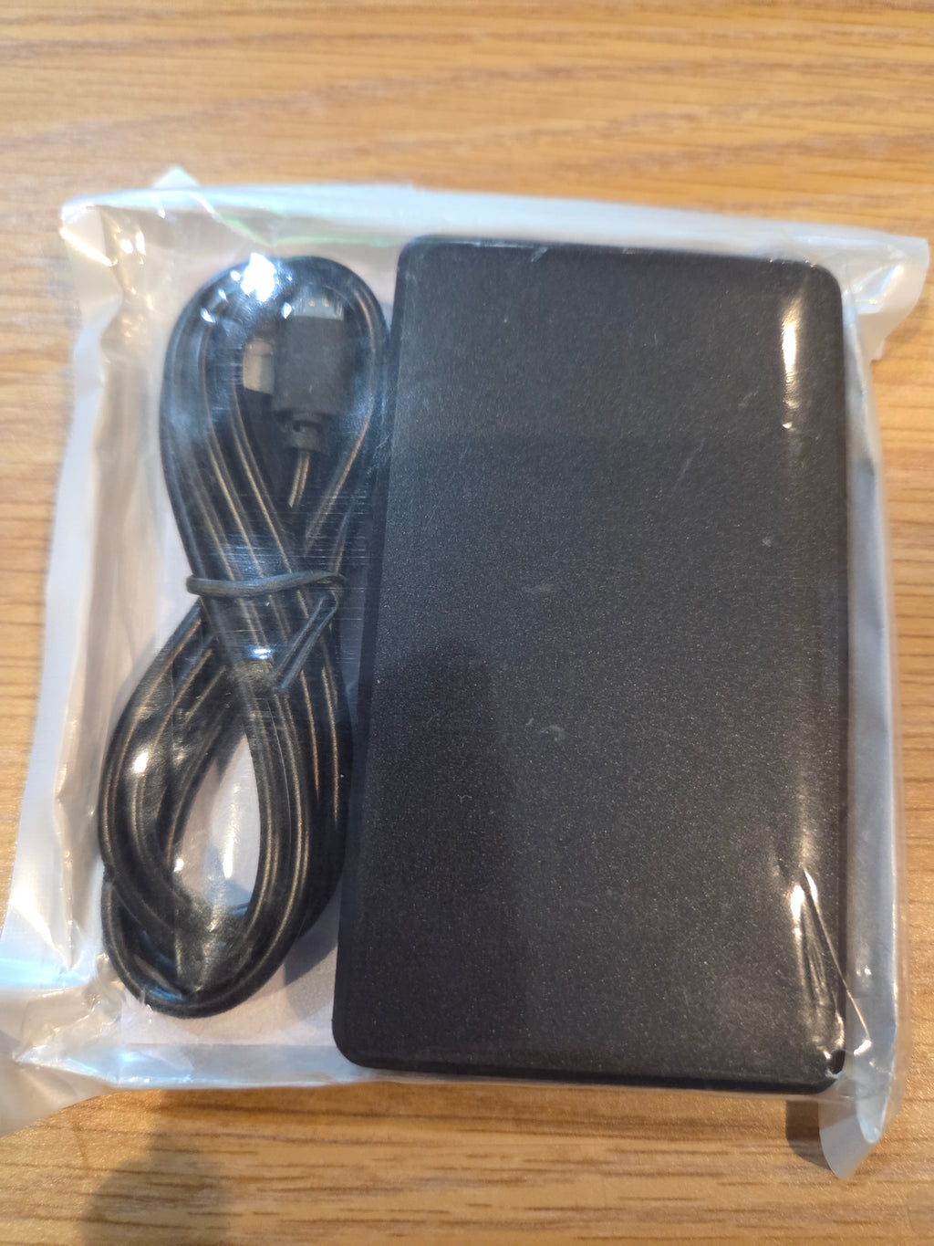 1 in 4 out 4K HDMI COMPATIBLE SPLITTER