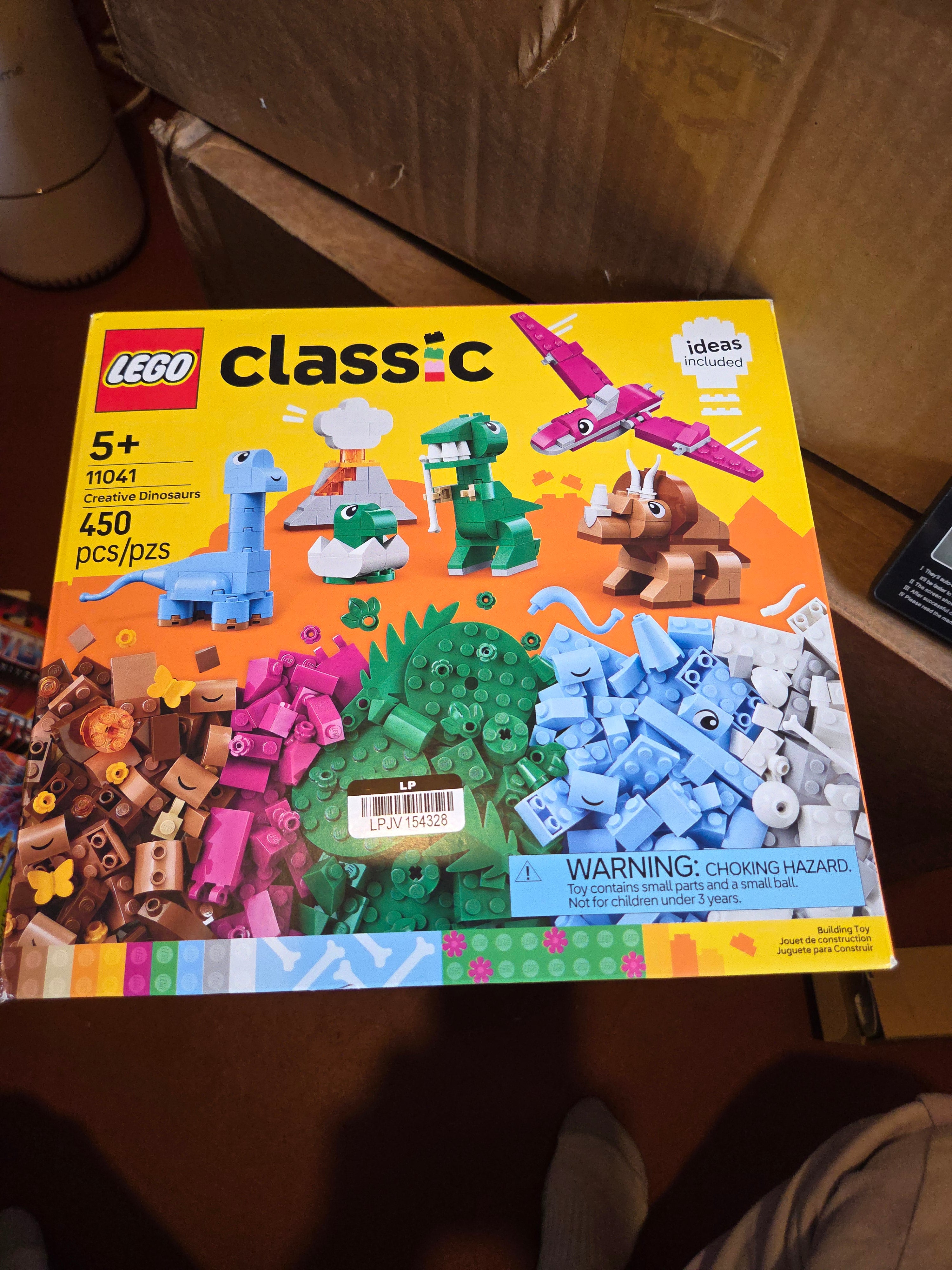 LEGO Classic Creative Dinosaurs Set 11041 (450 Pieces) – New Sealed