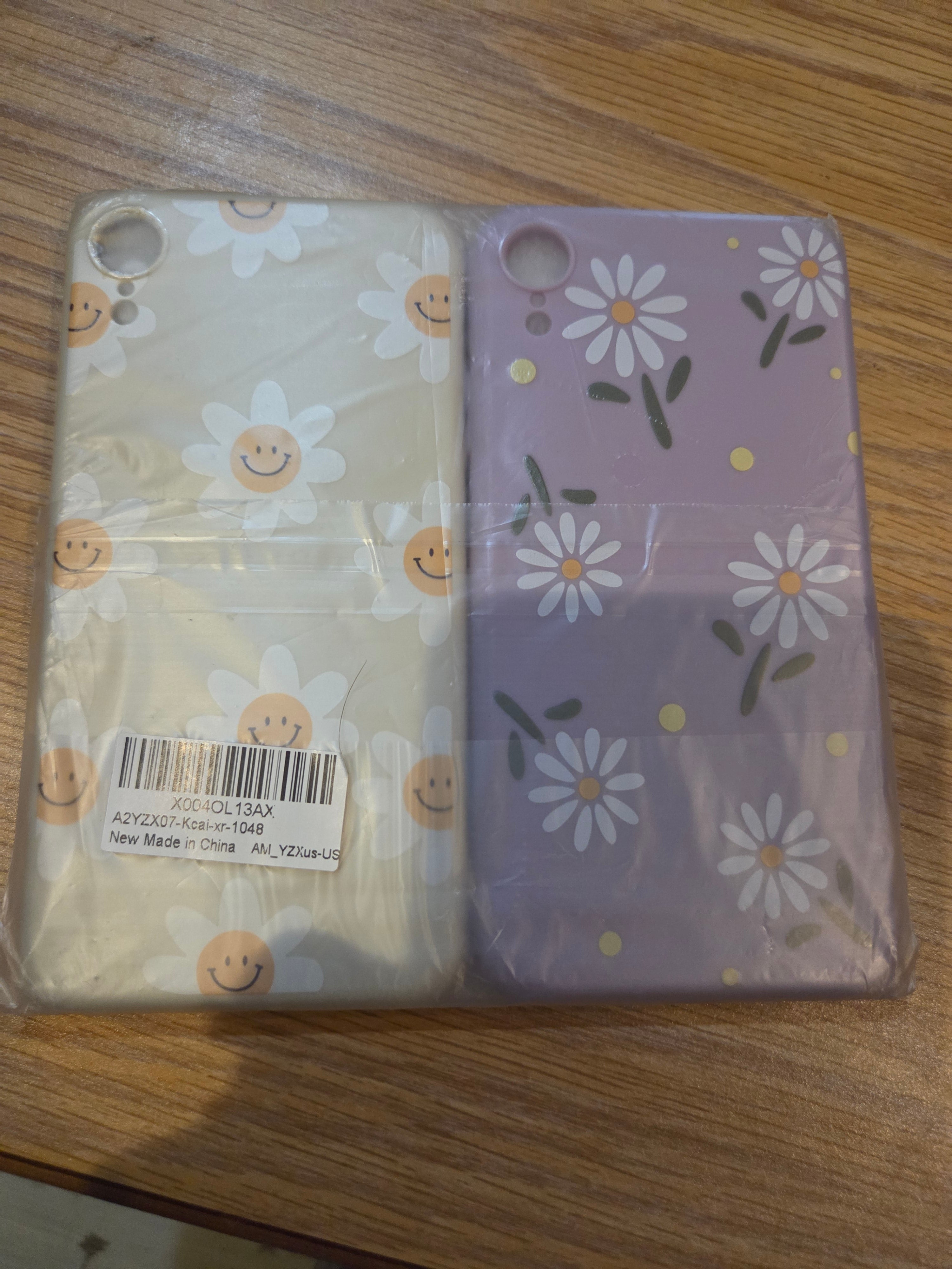 2-Pack Daisy Flower iPhone Case – Cute Floral Smiley Protective Phone Covers