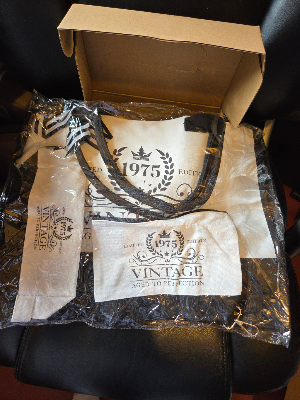 1975 Vintage Edition Canvas Tote Bag Set – Large Carry Bag with Matching