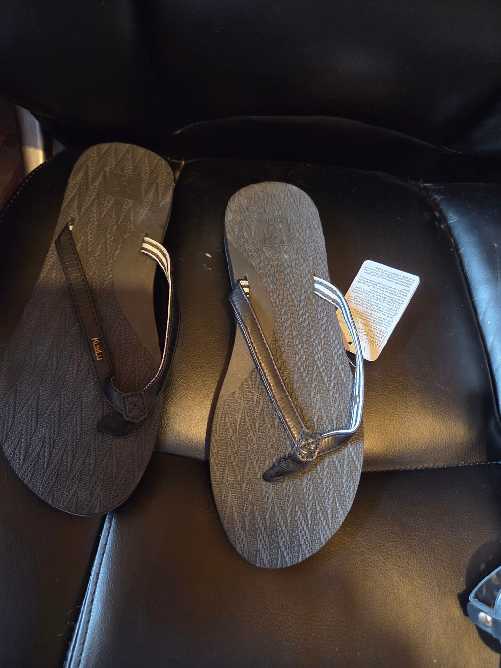 Kuailu Flip Flops – Black Thong Sandals – Men’s Size 10 – Lightweight Comfort Beach Sandals